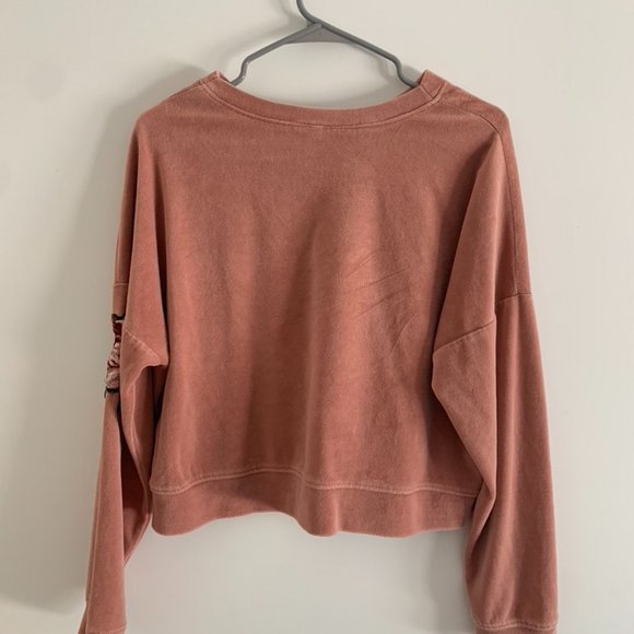 Soft Rose Patched sweater - Picture 2 of 2